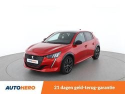 Rood (metallic) Gebruikt 2021 Peugeot 208 GT Hatchback | € 16.149 (Goede deal)
