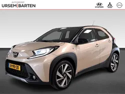 Bruin Gebruikt 2023 Toyota Aygo Envy Hatchback | € 21.630 (Eerlijke prijs)