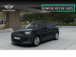 Zwart, metallic lak Nieuw 2025 Mini Aceman Essential SUV | € 33.223 (Goede deal)