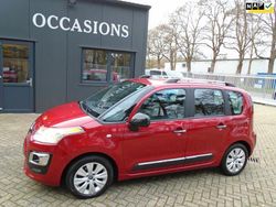Rood (metallic) Gebruikt 2016 Citroën C3 Picasso Feel MPV | € 5.250 (Goede deal)