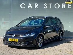 Zwart Gebruikt 2020 VW Golf VII Highline Stationwagen | € 19.945 (Goede deal)