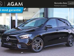 Zwart Gebruikt 2021 Mercedes E250 AMG line MPV | € 29.950 (Goede deal)