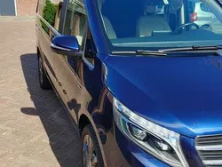 Blauw Gebruikt 2016 Mercedes V220 MPV | € 55.000