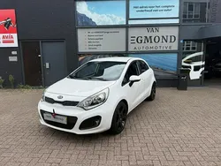 Wit Gebruikt 2012 Kia Rio Hatchback | € 4.950 (Eerlijke prijs)