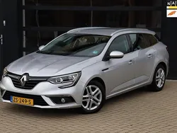 Grijs Gebruikt 2016 Renault Mégane GrandTour Zen Stationwagen | € 8.495 (Eerlijke prijs)