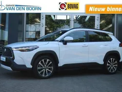 Wit Gebruikt 2023 Toyota Corolla SUV | € 34.750