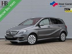 Grijs (metallic) Gebruikt 2015 Mercedes B Electric Drive Prestige MPV | € 7.845
