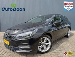 Zwart Gebruikt 2020 Opel Astra Edition Stationwagen | € 13.995 (Iets duurder)