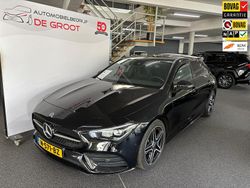 Zwart Gebruikt 2021 Mercedes CLA200 Shooting Brake Business Stationwagen | € 30.500 (Eerlijke prijs)