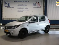 Grijs Gebruikt 2011 Dacia Sandero Hatchback | € 5.250 (Iets duurder)