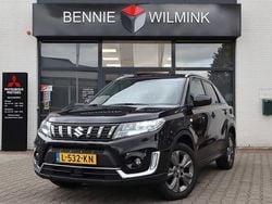 Zwart Gebruikt 2021 Suzuki Vitara SUV | € 22.650 (Eerlijke prijs)