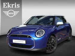 Blauw Gebruikt 2024 Mini Cooper SE Favoured Hatchback | € 36.950