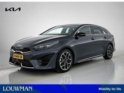Grijs metallic Gebruikt 2024 Kia ProCeed GT-Line Hatchback | € 31.445 (Goede deal)