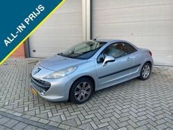 Grijs Gebruikt 2007 Peugeot 207 CC Cabriolet | € 2.999 (Iets duurder)