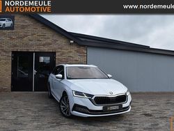 Wit, andere lak Gebruikt 2021 Skoda Octavia Style Stationwagen | € 18.750 (Eerlijke prijs)