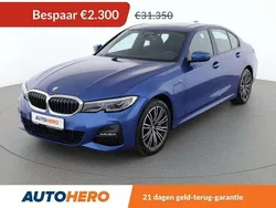 Blauw, metallic lak Gebruikt 2020 BMW 330 M Sport Sedan | € 29.249 (Super prijs)
