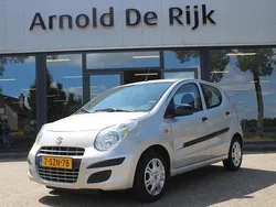 Grijs, metallic lak Gebruikt 2014 Suzuki Alto Comfort Hatchback | € 4.950 (Eerlijke prijs)