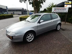 Grijs Gebruikt 2001 Alfa Romeo 147 Progression Hatchback | € 1.495 (Iets duurder)