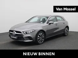 Grijs Gebruikt 2022 Mercedes A250 Business Hatchback | € 30.745 (Goede deal)