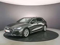 Grijs Gebruikt 2024 Audi A3 Sportback S-Line Hatchback | € 37.900 (Eerlijke prijs)