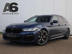 Blauw, metallic lak Gebruikt 2021 BMW 530 Executive Stationwagen | € 44.900 (Duur)