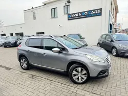 Zwart Gebruikt 2016 Peugeot 2008 Allure SUV | € 6.950 (Super prijs)