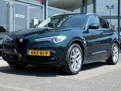 Groen, metallic lak Gebruikt 2021 Alfa Romeo Stelvio Ti SUV | € 36.950 (Super prijs)