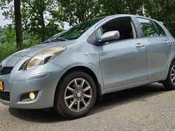 Grijs Gebruikt 2010 Toyota Yaris Hatchback | € 3.750 (Duur)