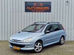 Grijs Gebruikt 2005 Peugeot 206 Stationwagen | € 2.250 (Eerlijke prijs)