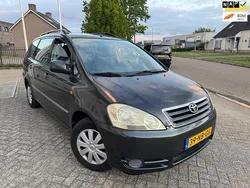 Grijs Gebruikt 2003 Toyota Avensis Verso Luna MPV | € 4.995