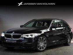 Zwart Gebruikt 2020 BMW 520 Executive Stationwagen | € 35.445 (Eerlijke prijs)
