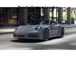 Grijs Gebruikt 2023 Porsche 992 Coupé | € 269.900 (Super prijs)