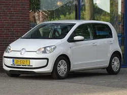 Wit Gebruikt 2016 VW up! move up! Hatchback | € 7.250 (Eerlijke prijs)
