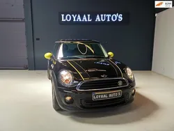 Zwart Gebruikt 2013 Mini ONE Hatchback | € 7.499 (Iets duurder)