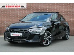 Zwart Nieuw 2025 Audi A3 Sportback Competition Hatchback | € 51.450 (Super prijs)