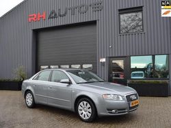 Grijs Gebruikt 2007 Audi A4 Sedan | € 9.750