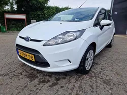 Wit Gebruikt 2009 Ford Fiesta Ghia Hatchback | € 2.500 (Eerlijke prijs)