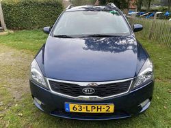 Blauw Gebruikt 2010 Kia Ceed MPV | € 3.000 (Super prijs)
