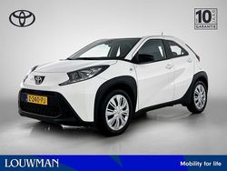 Wit Gebruikt 2024 Toyota Aygo X Play SUV | € 19.745