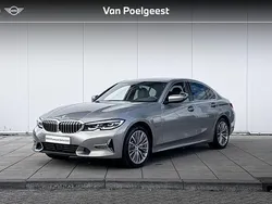Grijs Gebruikt 2020 BMW 330 Comfort Edition Sedan | € 30.900 (Eerlijke prijs)