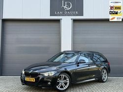 Zwart Gebruikt 2019 BMW 318 M Sport Stationwagen | € 20.900 (Eerlijke prijs)