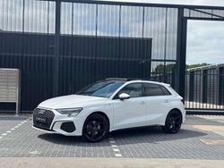 Wit, metallic lak Gebruikt 2020 Audi A3 Sportback e-tron S-Line Hatchback | € 29.990 (Eerlijke prijs)