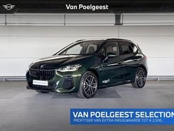 Sanremo grun metallic (c4e) (groen metallic) Gebruikt 2025 BMW 225 Active Tourer Comfort Edition MPV | € 46.900 (Iets duurder)