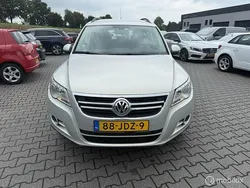 Grijs Gebruikt 2009 VW Tiguan Sport SUV | € 3.950 (Eerlijke prijs)