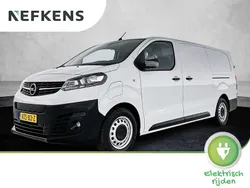 Wit Gebruikt 2024 Opel Vivaro-e Combi Van | € 27.425 (Super prijs)