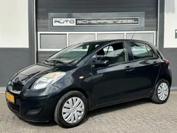 Zwart Gebruikt 2010 Toyota Yaris Comfort Hatchback | € 5.385 (Eerlijke prijs)