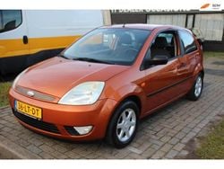 Oranje (metallic) Gebruikt 2004 Ford Fiesta Hatchback | € 1.450 (Goede deal)