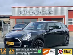 Zwart, metallic lak Gebruikt 2016 Mini One D Clubman Business Stationwagen | € 13.940