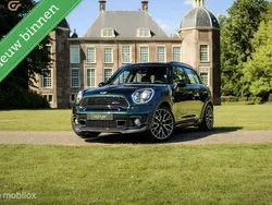 Groen, metallic lak Gebruikt 2013 Mini John Cooper Works Countryman SUV | € 12.999 (Eerlijke prijs)