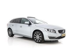 Grijs Gebruikt 2016 Volvo V60 Momentum Stationwagen | € 10.845